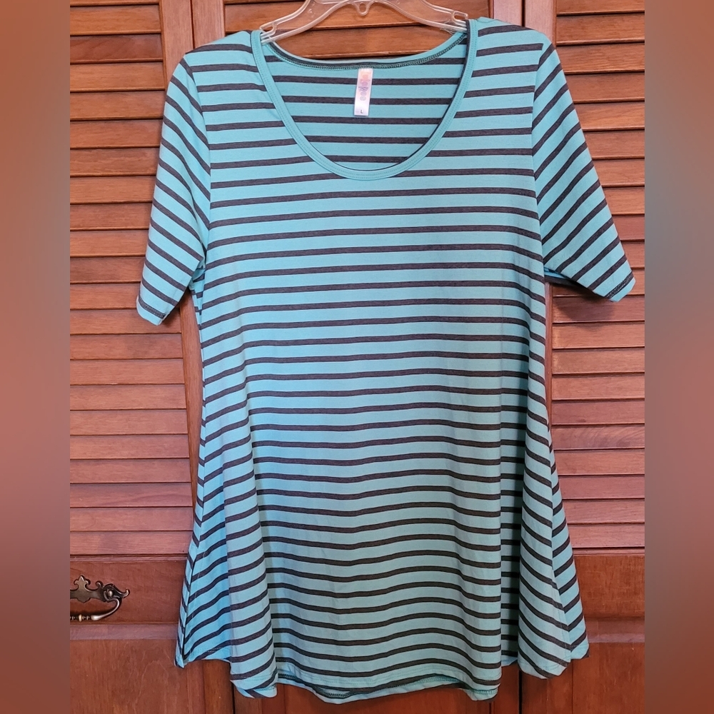 18. LulaRoe Tunic Size Lg.